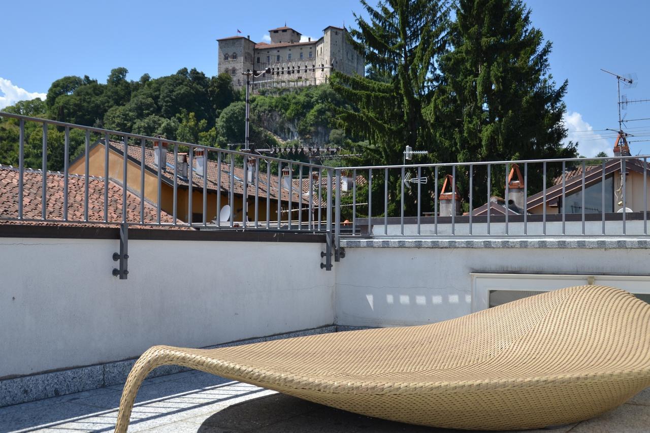 Hotel Ponti Angera Exterior foto
